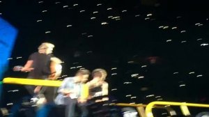 Little Things & Lilo messing around in Cleveland Ohio 8/27 First Row