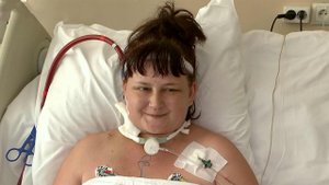 Впервые в России врачи решились транспортировать п...с аппаратом "искусственное легкое" на вертолете