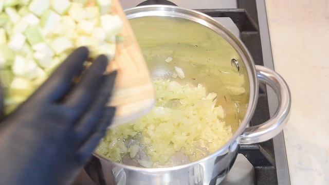 Сливочный СУП-ПЮРЕ из кабачков ✧ Полезно ✧ Вкусно ✧ Быстро смотреть онлайн