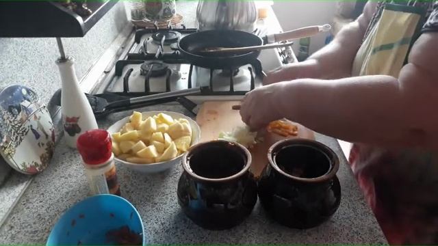 ГОТОВИМ УЖИН ,ГОРШОЧКИ В ДУХОВКЕ.
