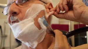 Бритьё опасной бритвой George Wostenholm & sons 8/8 straight razor shaving