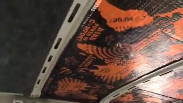 Демпфирование потолка на Шкода Кодиак производится трехмиллиметровым Comfort mat Dark D3 смотреть онлайн