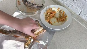 ЗАПЕЧЕННАЯ РЫБА С ШАМПИНЬОНАМИ . ЛЕГКИЙ И ВКУСНЫЙ УЖИН ИЗ ЗАПЕЧЕННОЙ РЫБЫ. НЕЖНАЯ ЗАПЕЧЕННАЯ РЫБА.
