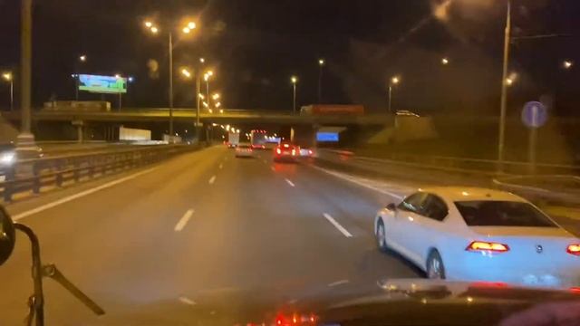 Freightliner Century Утепление контейнера в ночи смотреть онлайн