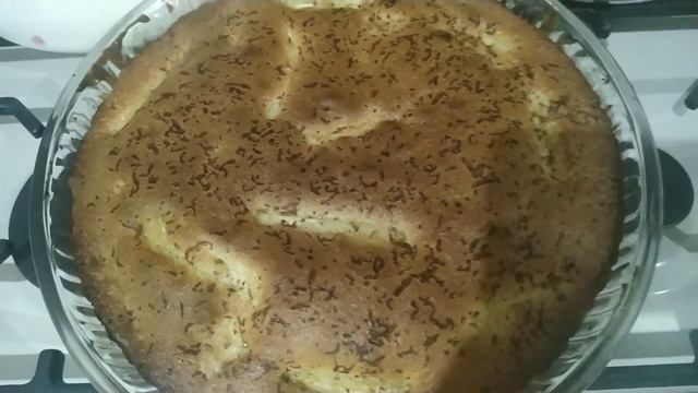 Шарлотка в готовом виде смотреть онлайн