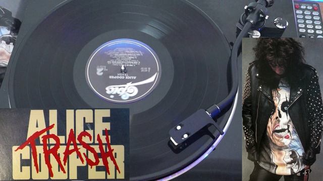 This Maniac's in Love with you - Alice Cooper 1989 "Trash"  Vinyl Disk Maxi Single 4K Hard Rock