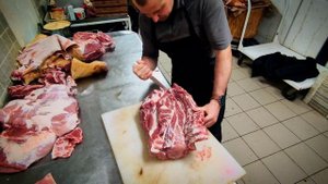 обвалка свиной шеи