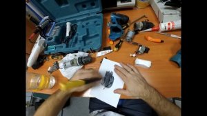 Ремонт шуруповёрта - изготовление кнопки реверса из эпоксидной смолы