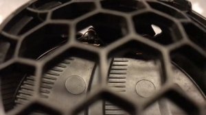 Vw Amarok ремонт дефлекторов панели.mp4