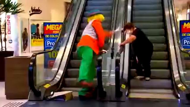 Смешные клоун ы смотреть онлайн