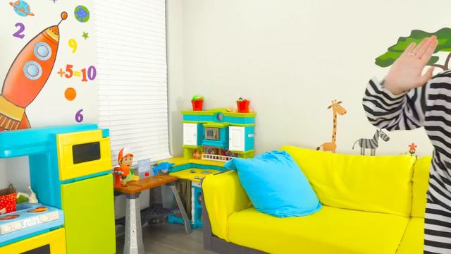 Платоха Моха загадывает желания и помогает людям смотреть онлайн