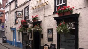 "Готова на Все" / Запутанная история парня из Шрусбери