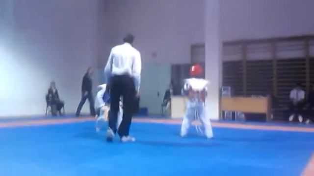 19 октября 2013 г. Соревнования по Тхэквондо. Молдова, Кишинев.Моя первая Золотая медаль. смотреть онлайн