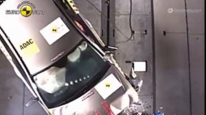 Mercedes C-Class COMPARISON (1997 vs 2019) - CRASH TEST Models