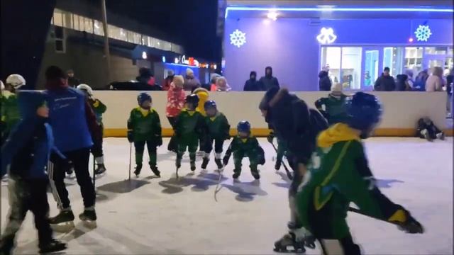 Тулун Открытие зимнего сезона на корте Медведи 25 11 2022г смотреть онлайн