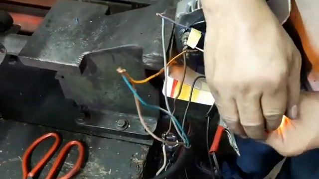 วิธีต่อไดร์ชาร์ท D-max กับไดร์140แอม กับคัทเอ้าดันไฟ смотреть онлайн