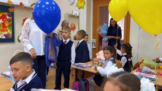 ?Первый раз в первый класс! ? #первоесентября #первоклашка #школа #гимназия #wowvika #осень