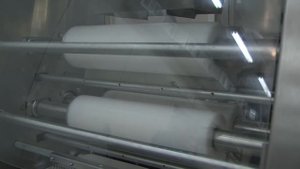 Тестозакаточная машина "Восход" ТЗ-4 в работе.
