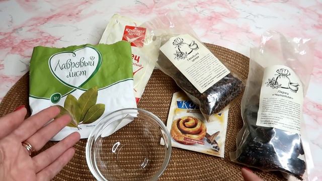 Хранение пряностей и приправ. Можно ли использовать просроченные приправы. Просроченные специи. Просроченные специи. Можно ли использовать просроченные приправы.