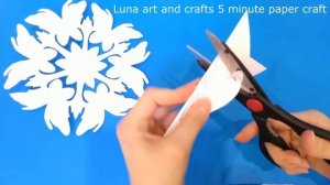 Снежинки из бумаги : как сделать поделки на Новый год бумаги своими руками | новогодние поделки 202