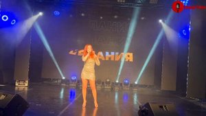 Юлия САВИЧЕВА - Желтое такси ( живой звук 2023 )