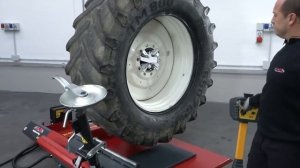 Шиномонтажный станок для грузовых автомобилей 380V M&B Engineering Dido 56