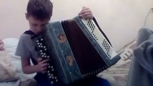 Школа игры на баяне пусть бегут неуклюже пешеходы по лужам