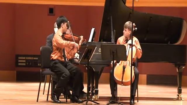 Piano Trio, mvmt 2 - Maurice Ravel (Trio Coterie) смотреть онлайн