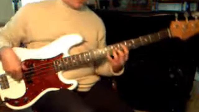 SQUIER JV PRECISION BASS 83´ смотреть онлайн