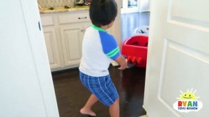 Plants vs Zombies Plush Garden Warfare Pretend Play with Ryan ToysReview!!!