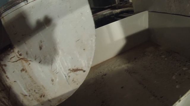 Территория ЖКХ. Емкость испарителя, 137-серия дома. смотреть онлайн