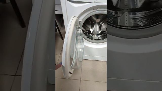 Узкая стиральная машинка Indesit Wiun 102