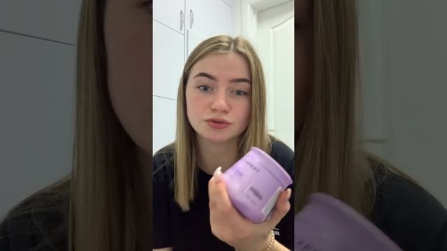 Маска для сухих и непослушных волос с кератином. L'oreal Professionnel Liss Unlimited смотреть онлайн