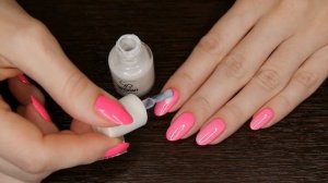 Трендовый маникюр с эффектом свечения//Молочный градиент по центру (обычный лак)