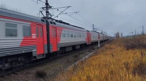 « Весëлый машинист! » Электропоезд ЭТ2М-125 набирает разгон от о. п. «Поповка» В сторону СПБ