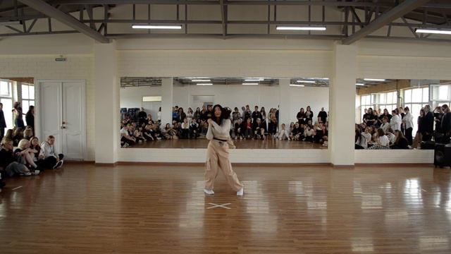 K-pop срез 2023 | Тренерский выход: Ли Карина смотреть онлайн