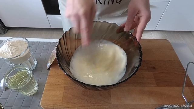 Самый вкусный заливной пирог? ,с рисом,яйцом и зелёным луком . смотреть онлайн