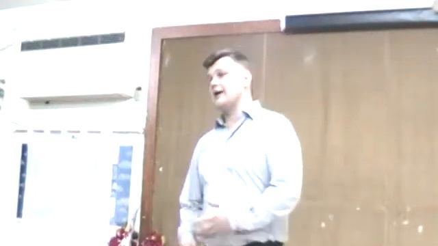 Илья Иванов (театр "Моноарт") читает стихи Давида Самойлова смотреть онлайн