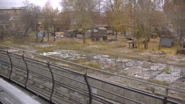 Фонвизинская. Гаражный самострой или кооператив до сноса 2014 год. вид с Монорельса смотреть онлайн