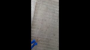 клетки для попугаев своими руками из сетки при помощи приспособления и степлера