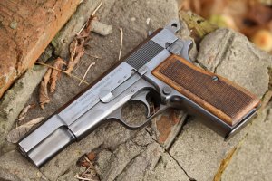 Browning Hi Power - Неполная/Полная разборка/сборка и Функционирование