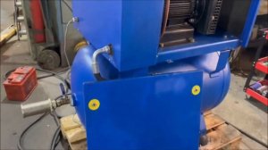 Винтовой компрессор Ремеза ВК 7Е. Обзор, запуск и демонстрация работы