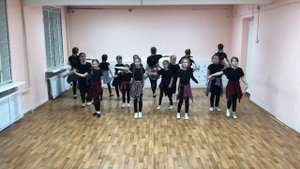 Коллектив эстрадного танца «Счастливое детство», танец в стиле ВОГ