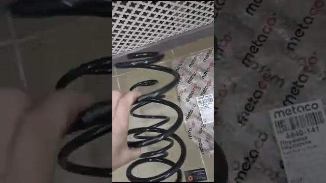 Пружина передней подвески Hyundai ix35, Kia Sportage смотреть онлайн