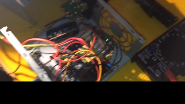 Простое универсальное зарядное устройство из китайского блока питания 4-6 А смотреть онлайн