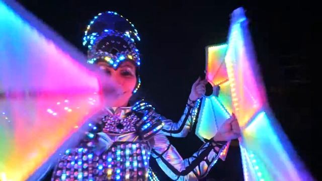 Световое лазерно-пиксельное шоу «Фрэнки-шоу» от Театра "Аваланж" смотреть онлайн