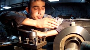 токарка между делом. (самая популярная "работа" у токарей.)