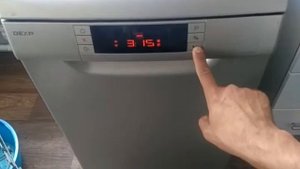 Не пользуйтесь Посудоойкой DEXP (ДЕКСП), пока не настроите в ней жесткость воды