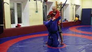 Бросок через спину (плечо) с колен (Seoi-nage)   Обучение Самбо и Дзюдо