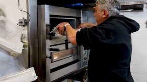 ¿Cómo hacer PIZZA CARBONARA en CASA? | Pino Prestanizzi